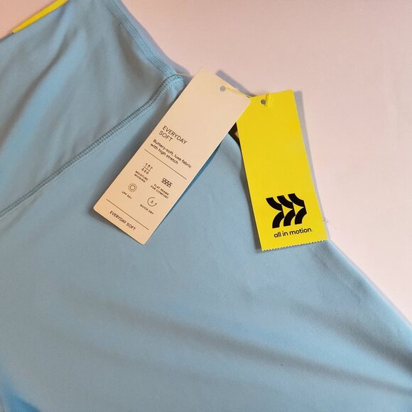 High-Rise 7" Inseam Blue Bike Shorts By All In Motion XL Breathable and moisture - Picture 9 of 9